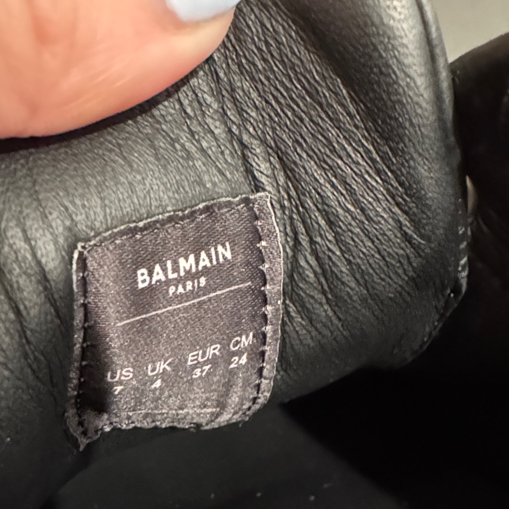 Balmain Black and Gold Accent Sneakers B-Court Flip sneakers in calfskin - Picture 9 of 16